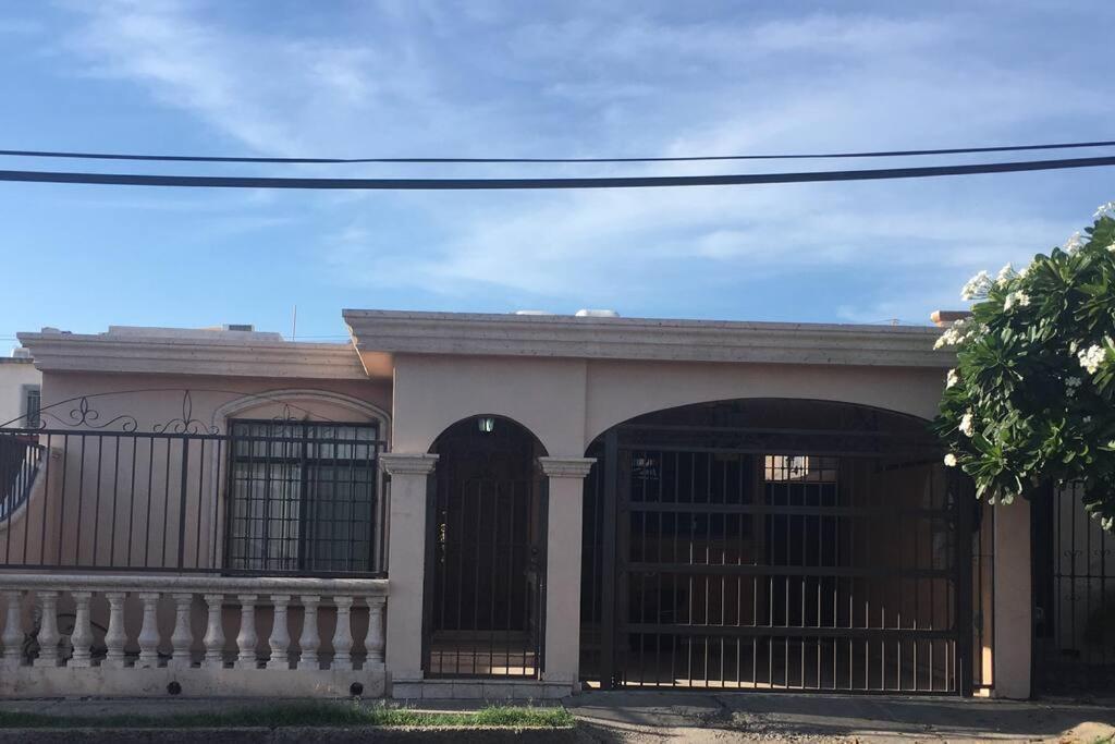Casa Muy Comoda En Excelente Lugar Hermosillo Exteriér fotografie