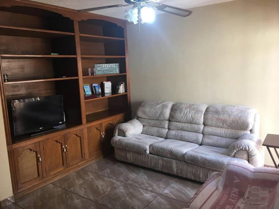 Casa Muy Comoda En Excelente Lugar Hermosillo Exteriér fotografie